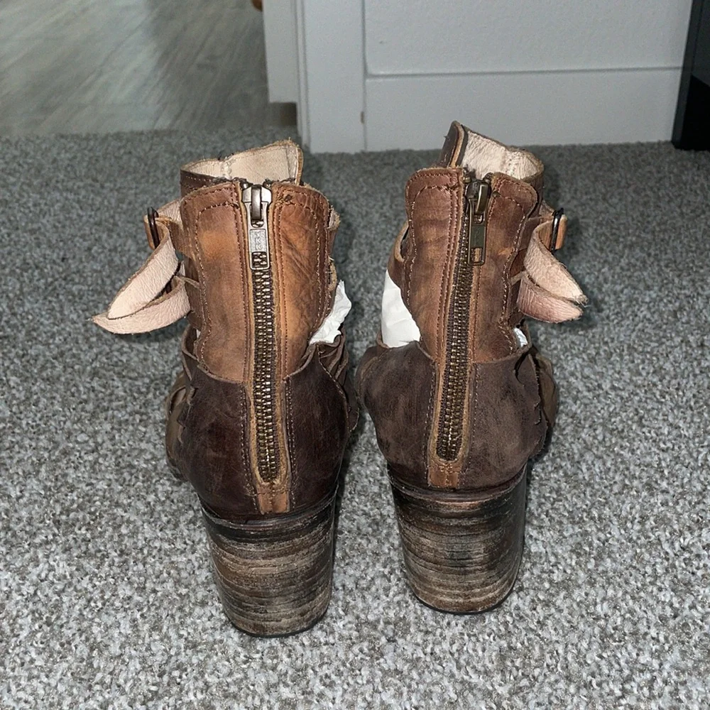 Freebird Booties - Picture 4 of 10